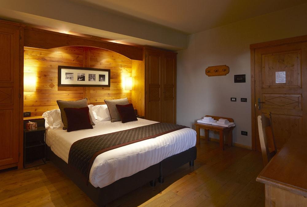 Chaberton Lodge & Spa Oulx Esterno foto