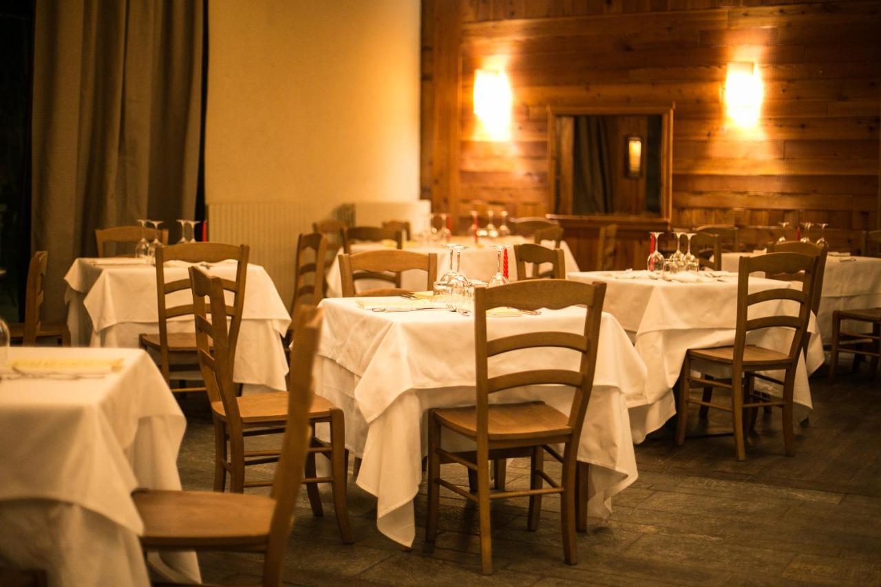 Chaberton Lodge & Spa Oulx Esterno foto