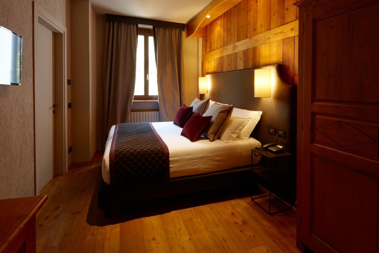 Chaberton Lodge & Spa Oulx Esterno foto